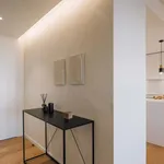 Rent 5 bedroom apartment of 104 m² in Lisboa