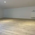 Maison de 122 m² avec 4 chambre(s) en location à Colombier-le-Jeune