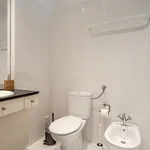 Rent 3 bedroom apartment of 84 m² in Lisbon