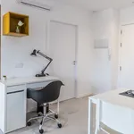 Rent 1 bedroom apartment of 32 m² in Valencia