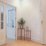 Rent 3 bedroom apartment of 109 m² in madrid