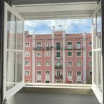 Rent a room in lisbon