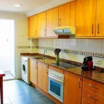 Rent 4 bedroom apartment of 120 m² in Alicante