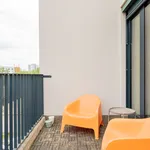 Rent 3 bedroom apartment of 64 m² in Berlin