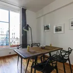 Appartement de 60 m² avec 1 chambre(s) en location à Paris