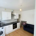 Rent 4 bedroom house in South East England