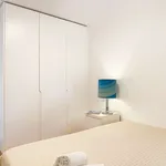 Rent 3 bedroom apartment of 110 m² in lisbon