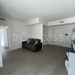 Rent 2 bedroom apartment of 75 m² in Milano