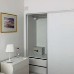 Rent a room in porto