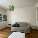 Rent 3 bedroom apartment of 85 m² in Milano