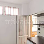 Rent 3 bedroom apartment of 90 m² in Milano