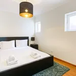 Rent 1 bedroom apartment of 45 m² in lisbon