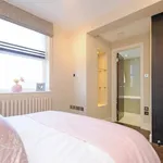 Rent 3 bedroom apartment in London