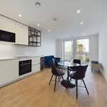 Rent 1 bedroom flat of 46 m² in London