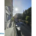 Affitto 6 camera appartamento di 243 m² in Palermo