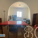 Rent 3 bedroom apartment of 90 m² in Milan