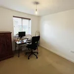 Rent 3 bedroom flat in Wales