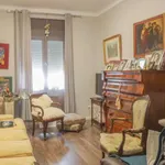 Rent a room of 85 m² in madrid