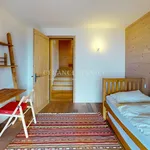 Miete 4 Schlafzimmer haus von 280 m² in Taurus 