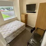 Rent 4 bedroom flat in North West England