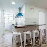 Rent a room of 115 m² in Valencia