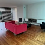 Rent 4 bedroom house of 312 m² in Santo Tirso