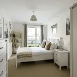 Rent 2 bedroom apartment in london