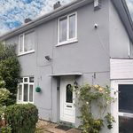 Rent 3 bedroom house in East Midlands