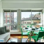 Rent 2 bedroom apartment of 60 m² in Milan