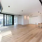 Rent 3 bedroom apartment in Melbourne