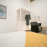 Rent 7 bedroom apartment in Valencia