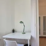 Rent a room in lisbon