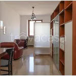 Rent 2 bedroom apartment of 75 m² in Torino