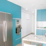 Alquilo 2 dormitorio apartamento de 80 m² en Alicante