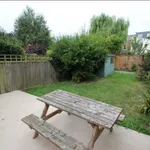 Rent 6 bedroom house in South East England