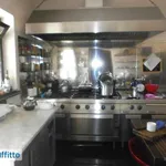 Rent 6 bedroom apartment of 302 m² in Rome