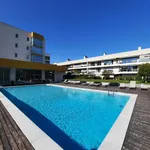 Rent 5 bedroom apartment of 99 m² in Linda-a-Velha