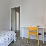 Rent 6 bedroom house in Milan