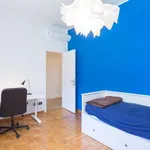 Rent a room of 110 m² in milan