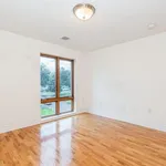 Rent 2 bedroom apartment in Jersey City