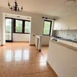 Rent 4 bedroom apartment of 100 m² in Gyor