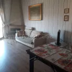 Rent 4 bedroom apartment of 100 m² in Pedara