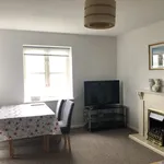 Rent 2 bedroom flat in London