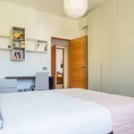 Rent 1 bedroom apartment of 65 m² in milan