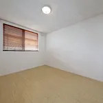 Rent 1 bedroom apartment in Windsor