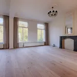 Huur 3 slaapkamer appartement van 175 m² in 's-Gravenhage