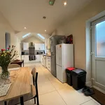 Rent 5 bedroom house in Manchester