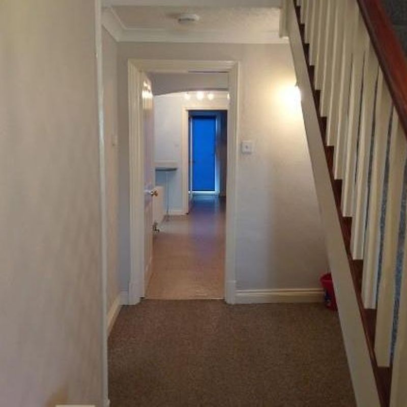 Property to rent in Finedon Road, Irthlingborough, Wellingborough NN9