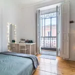 Rent a room of 80 m² in madrid