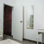 Rent a room of 300 m² in valencia